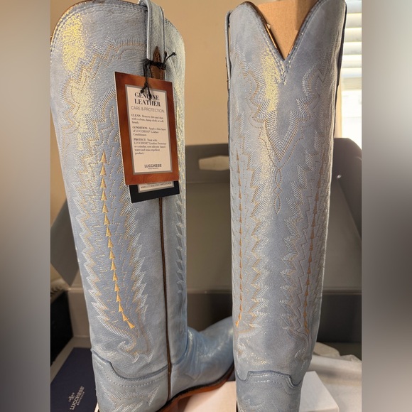 Lucchese indigo blue 4028 size 9B - Picture 10 of 12